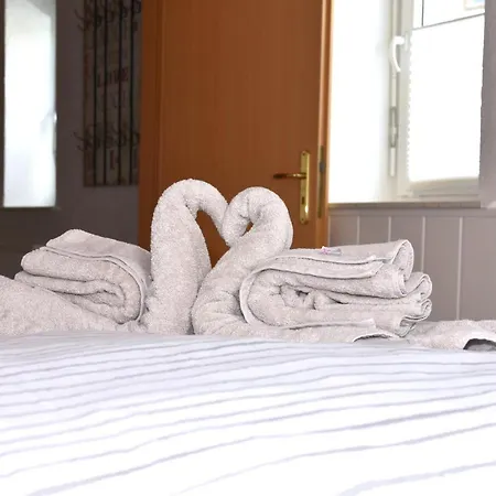 Apartmán 2 - *